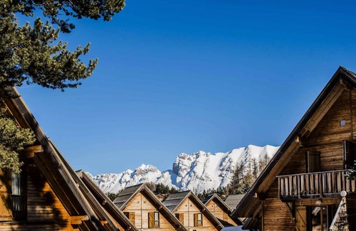 La Joue du Loup Ski Chalet | Residence Les Flocons du Soleil - Chalet 7 people - Les Flocons du Soleil