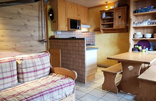 Arc-1600 Apartment | Residence Les Charmettes - Charming apartment 2 rooms 4 people in Arc 1600 close to the slopes and shops