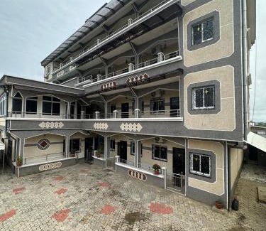Bonaberi House | Residence Ngongbadang