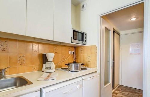 Toulon - Hyeres Apartment | Residence Pierre & Vacances Hyeres Port - Maeva Selection - 2 Rooms 6 People