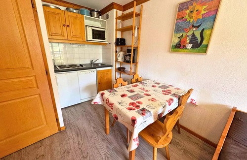 Les Bruyeres Apartment | Residence Valmont - Apartment 4 people in Les Ménuires