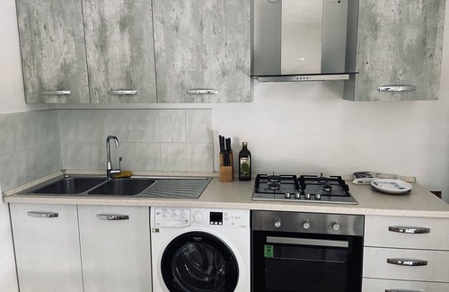 Chieuti House | Residences in Villa with Pool- 3 rooms - 2 bathrooms - sleeps 6/9- WIFI