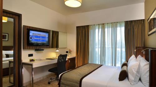 Malad West Hotel | Residency Sarovar Portico