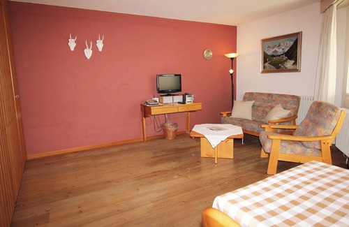 Sils-Maria Apartment | Residenza Lagrev - 1 room flat no. 103 - type 12B - 1st floor - south