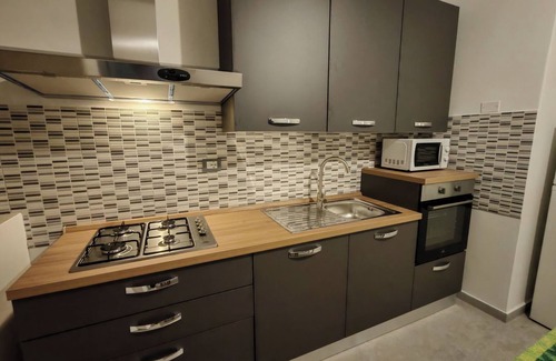 Old Town Apartment | Residenza Missori: Comfort within walking distance of Duomo and Mercato Storico, free park.