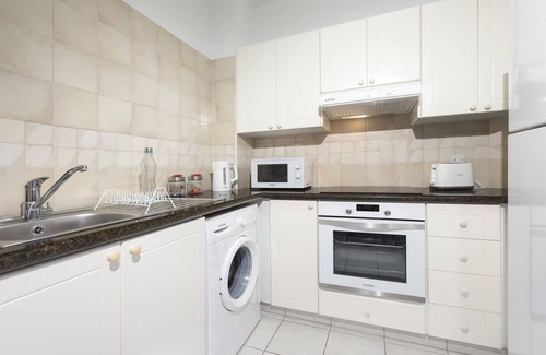 Universal Apartment | Resitour - Limnaria Gardens