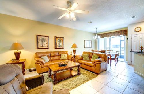 Trafalgar Village House | Resort Getaway with Florida Room 14 Mi to Disney!
