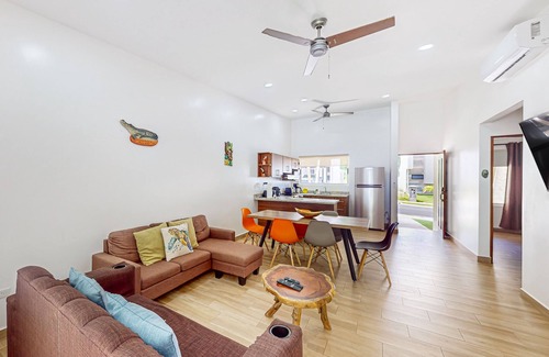 Jaco House | Resort home near the beach with private pool, tennis, Ping-Pong, gym, W/D