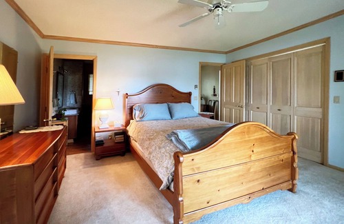 Tower House | Resort Like Home set on 8 Acres. 3bed-2.5bath. Great Families or Large Groups