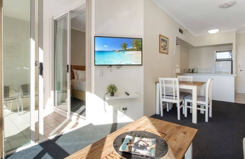 Main Beach Apartment | Resort Main Beach 1 bedroom