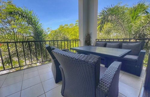 Coco Condo | Resort-Style Amenities - 4 Pools + Beach Club