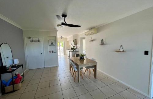 Trinity Beach Apartment | Resort Style Holiday Unit