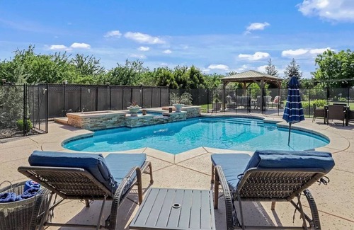 Peters Villa | Resort Style Luxury Villa/Farmhouse with Pool