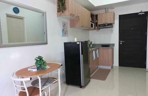 Jaro Apartment | Resort-Style Studio - WV Towers 2 - Your Iloilo Escape