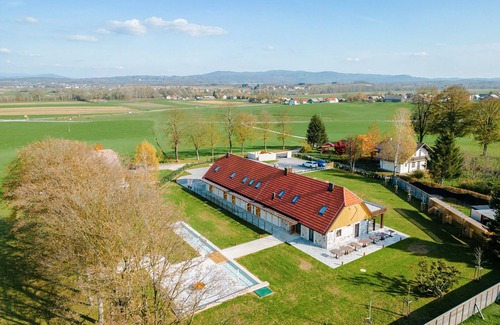 Metlika Bed & Breakfast | Resort Village Majer - Heart of Bela krajina