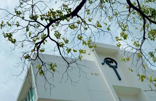 Ramkhamhaeng Hotel | ResT Bangkok Poshtel