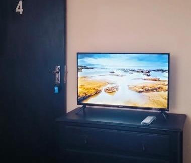 Boksburg House | Rest Inn C Guesthouse - 10min from OR Tambo Airport