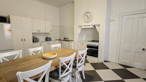 Wagga Wagga House | Rest on Best Wagga