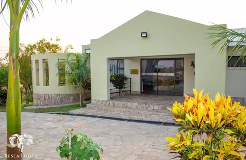 Kariba Cottage | Resta Lodge Kariba Cottage A