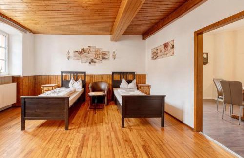 Thaleischweiler-Froschen Apartment | Restaurant Fewo Golsong