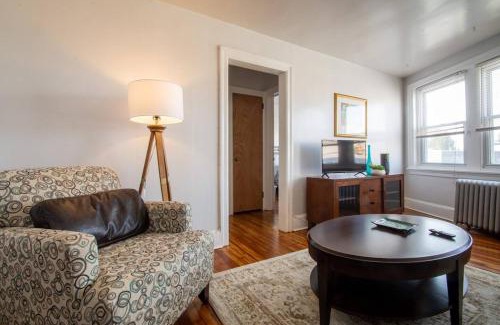 Bryn Mawr Apartment | Restaurants Coffee Colleges Bryn Mawr Has It All