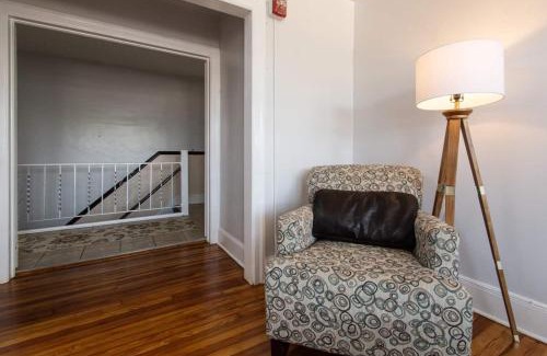 Bryn Mawr Apartment | Restaurants Coffee Colleges Bryn Mawr Has It All