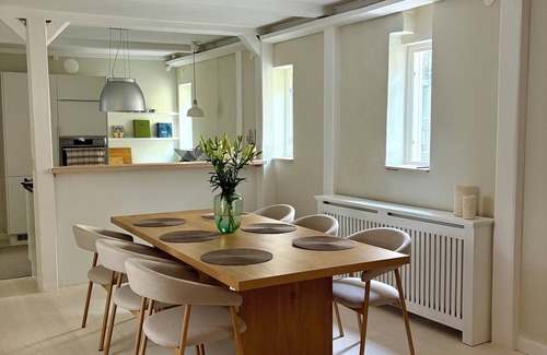 Copenhagen K Apartment | Restored 1880 Grain Warehouse in Peaceful Courtyard Near Royal Palace & Church