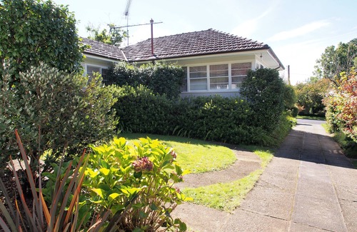 Katoomba Apartment | Restored 1940's Holiday Flat