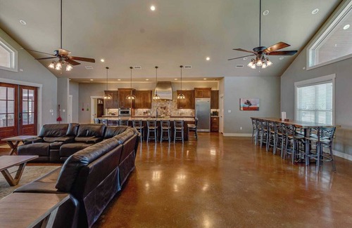 Tuscola House | Retreat Abilene | A Retreat DFW Experience