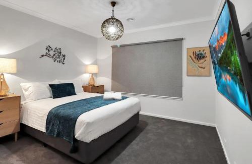 Grovedale House | Retreat on Bedajanawa