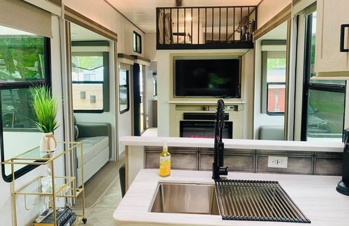 North Bay House | Retreat on Wheels: Kid-friendly Loft