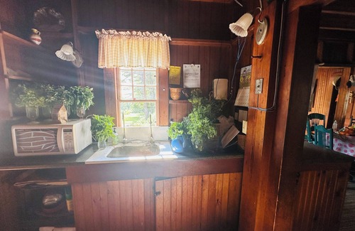 Harrisville Cottage | Retreat or Reunion Home with Grand Porch and Views of Mountain and Lake