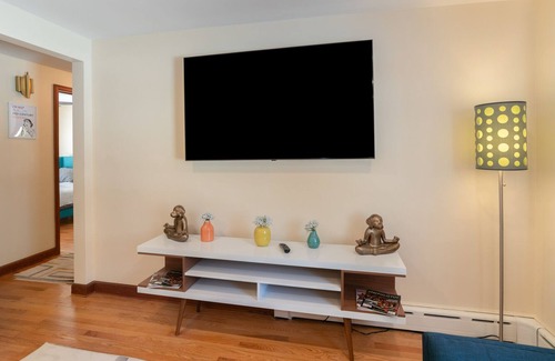 Prospect House | Retro mid-century modern ranch in the heart of CT!