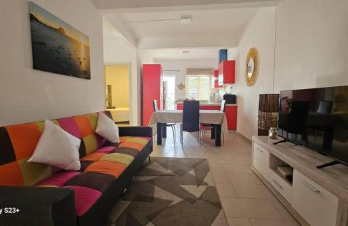Pereybere Apartment | Retro Paradise - 200m to Beach