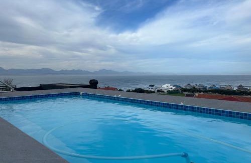 Mossel Bay Apartment | Retro Rhythm - Mossel Cove