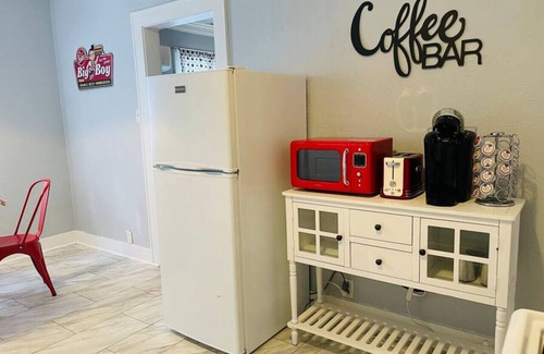 Muskogee House | Retro Style Home in Honor Heights