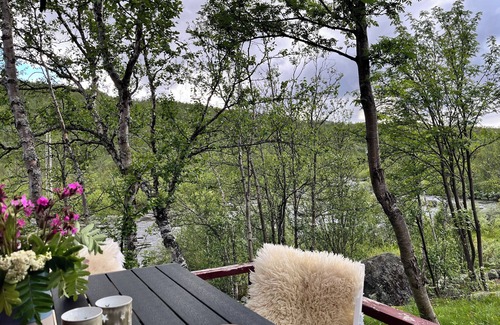 Hol Cabin | Rett i Løypen