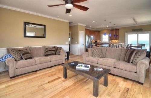Oak Island House | Reve Nautique
