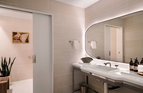 Congress Avenue Historic District Hotel | Revel in the Lap of Luxury! Town Lake Views, Pets Allowed, Outdoor Pool!