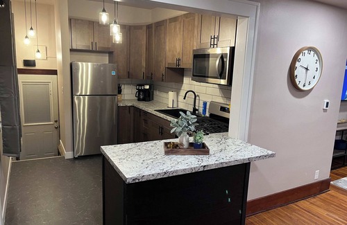 Sioux Falls House | Revitalized Mid-Century Modern Gem