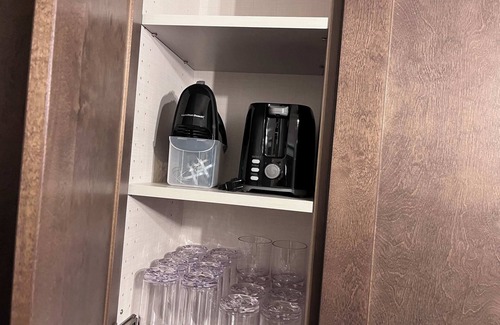 Sioux Falls House | Revitalized Mid-Century Modern Gem