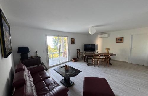 Coti-Chiavari Apartment | REZ de VILLA Entre Mer et Maquis Appartement indépendant