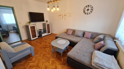 Mohacs Apartment | RI-JÓ apartman