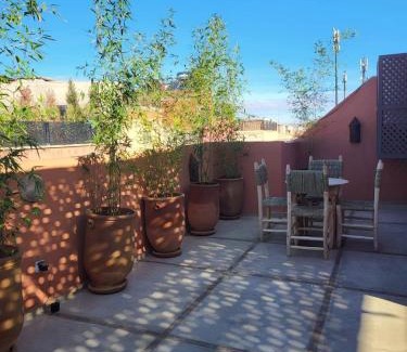 Sidi Bou Amar Villa | Riad privatisé bassin Marrakech