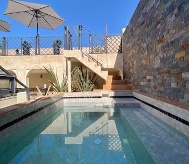 Kasbah House | Riad Wadiya, privatif, piscine en rooftop.