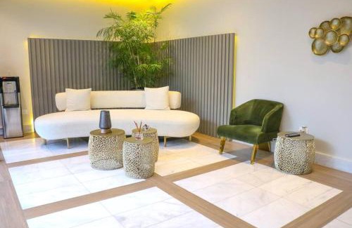 Santiago Province Apartment | Rialto Residences/pool and gym/Luxury Apartment