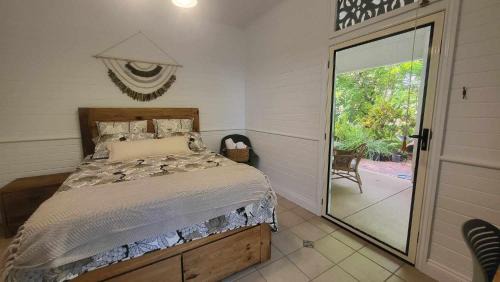 Emu Park Bed & Breakfast | Ribbonwood Bed & Breakfast, Emu Park Qld