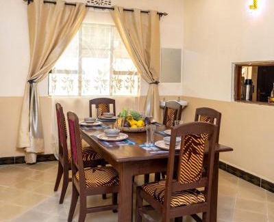 Boma la Ngombe Apartment | Richard's Road Homestay