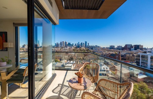 Richmond North Apartment | Richmond Penthouse | Modern 2BR with City Views