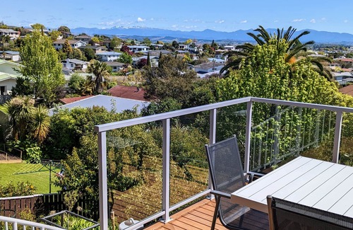 Richmond House | Richmond Views - Comfortable & Spacious home!